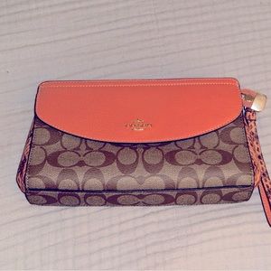 Coach wristlet. Never used.